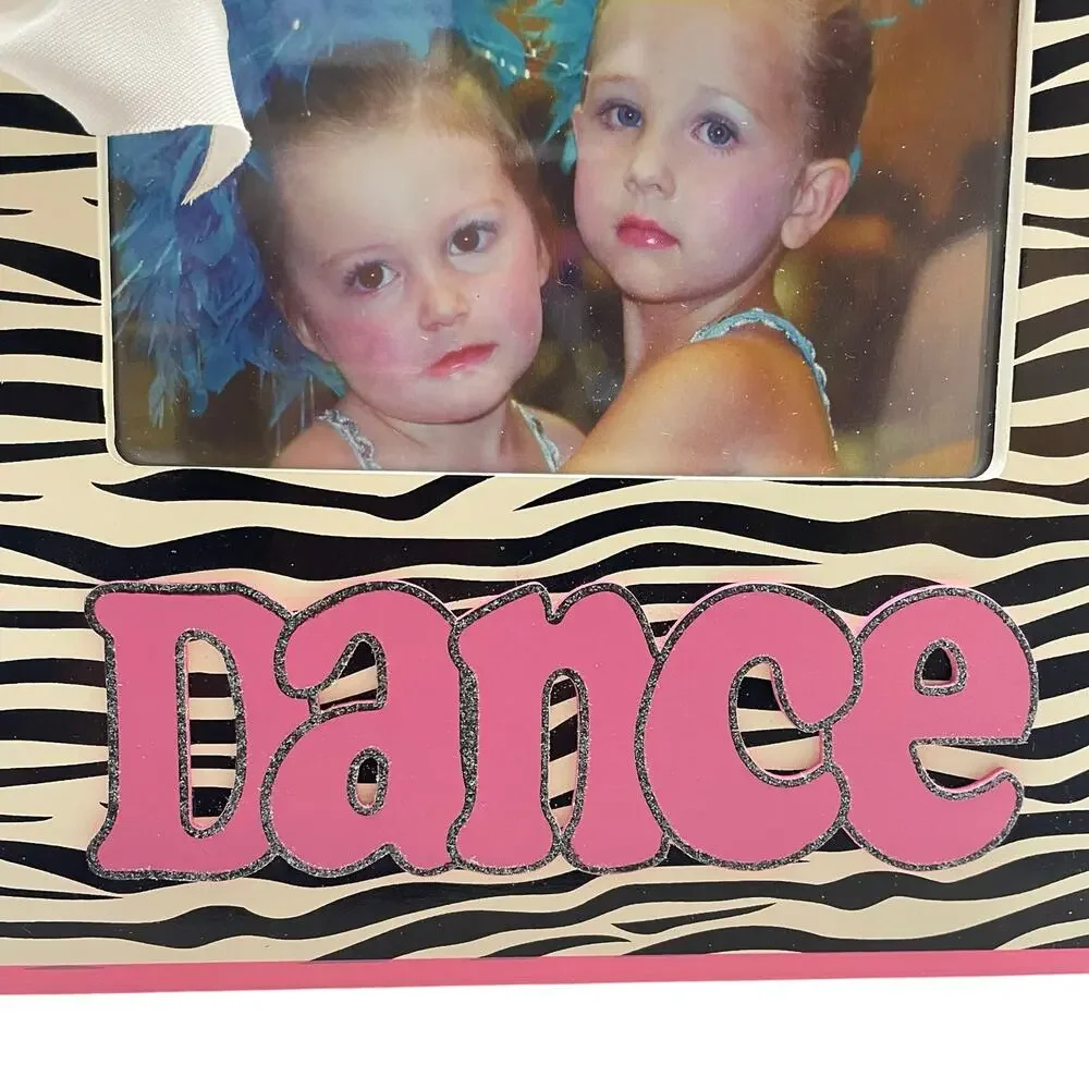 Unbranded dance picture